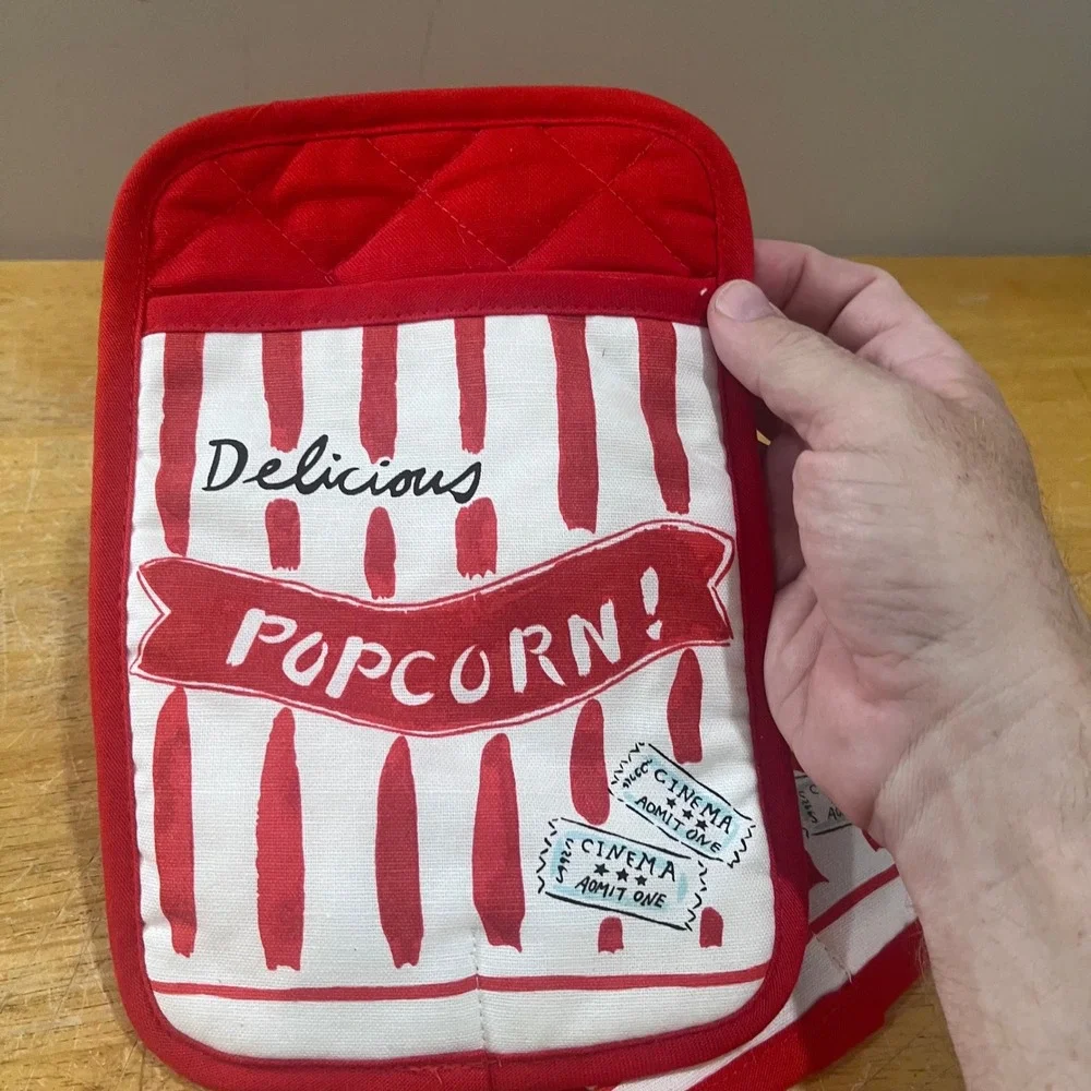 Kate Spade New York Popcorn Pot Holder Set 2pc Red White Retro Cinema Kitsch NWT